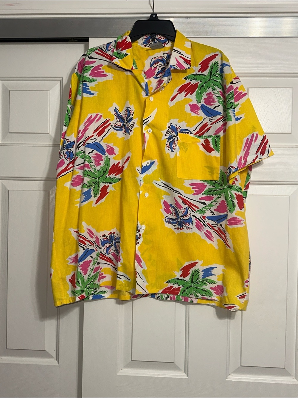 Royal Knight Vintage Yellow Tropical Print Short-Sleeve Button Down
